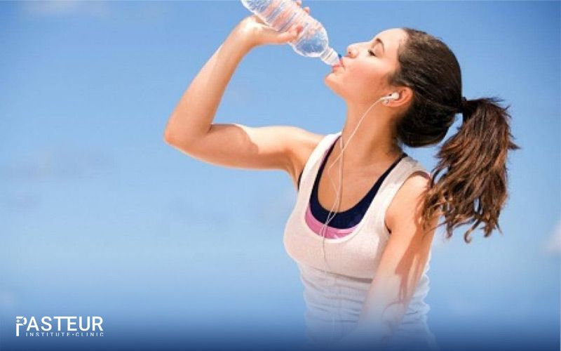Nước lọc là thức uống thiết yếu với bất cứ chế độ ăn kiêng nào