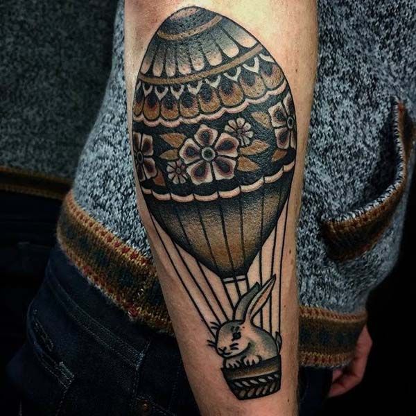 Tatto hình thỏ trên khinh khí cầu